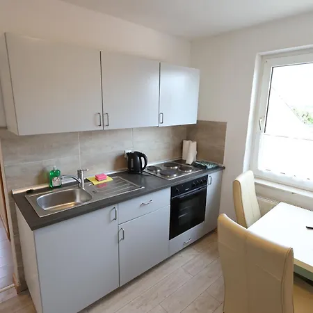 Mit 2 Schlafzimmern Fuer 4 Personen Apartamento Uelzen